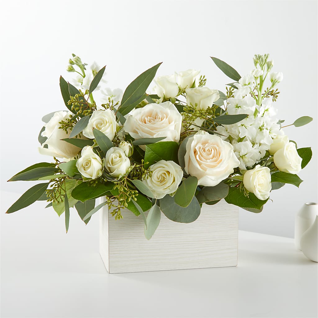 Fresh Linen Box Bouquet – Seminole Flower Shop Inc, Sanford FL
