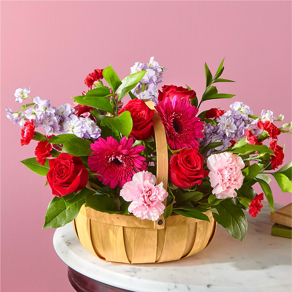 Pink Picnic Basket – Seminole Flower Shop Inc, Sanford FL