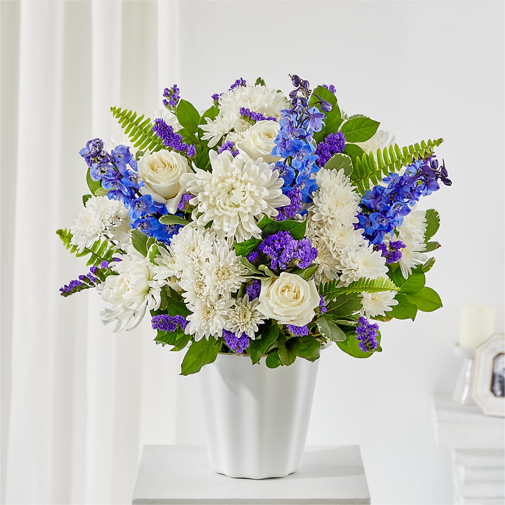Hold Dear Tabletop Basket – Seminole Flower Shop Inc, Sanford FL