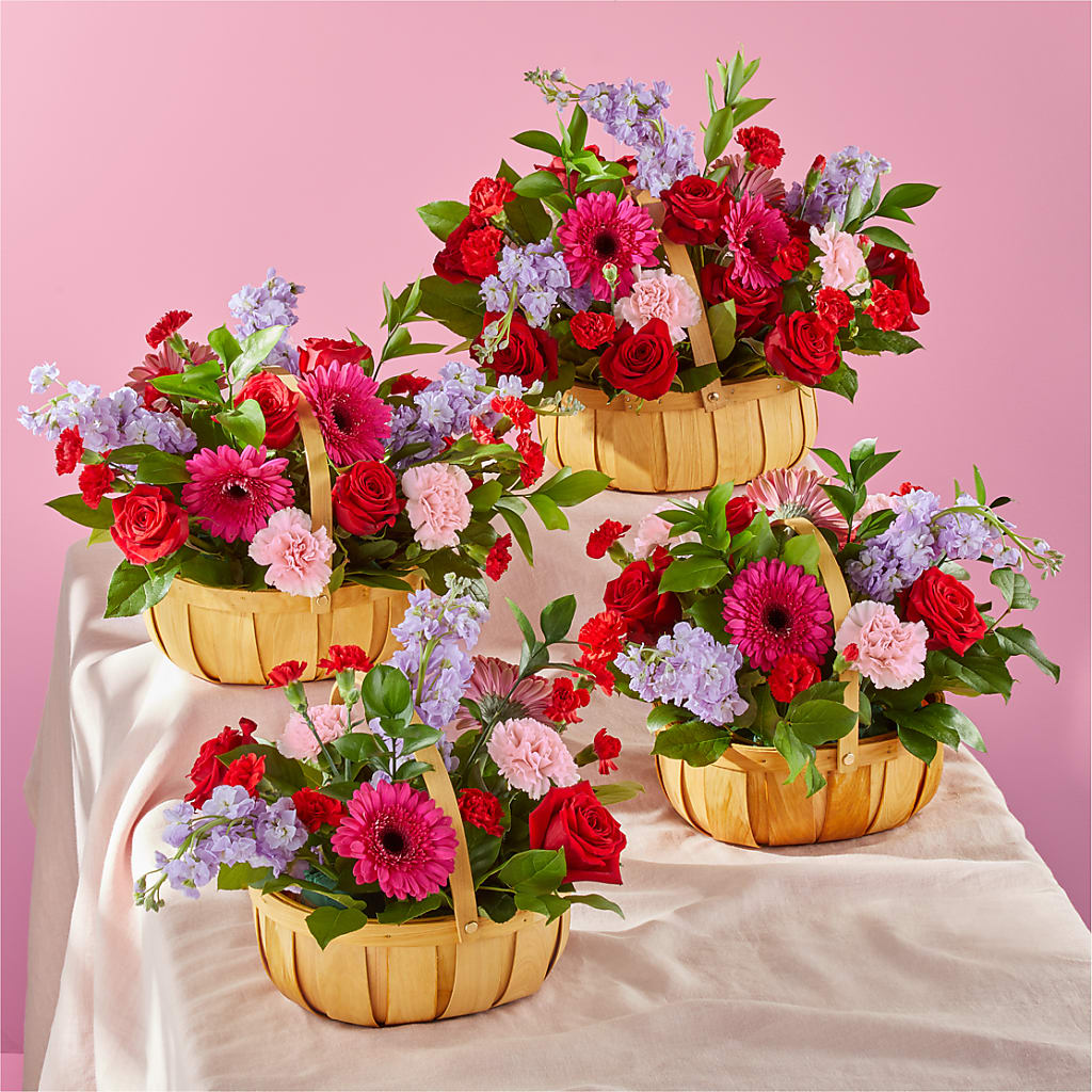 Pink Picnic Basket –  Seminole Flower Shop Inc, Sanford FL