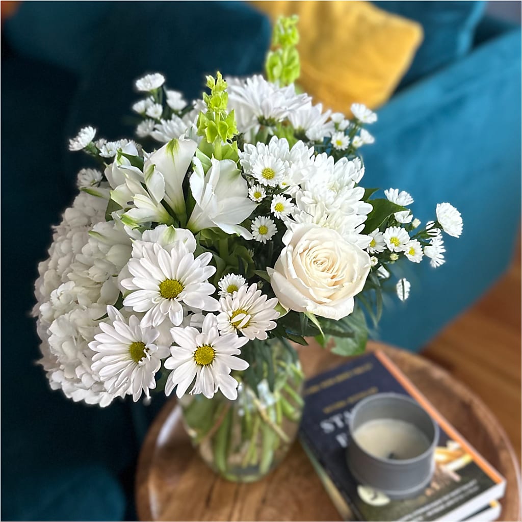 Classic Ivory – A Florist Original –  Seminole Flower Shop Inc, Sanford FL