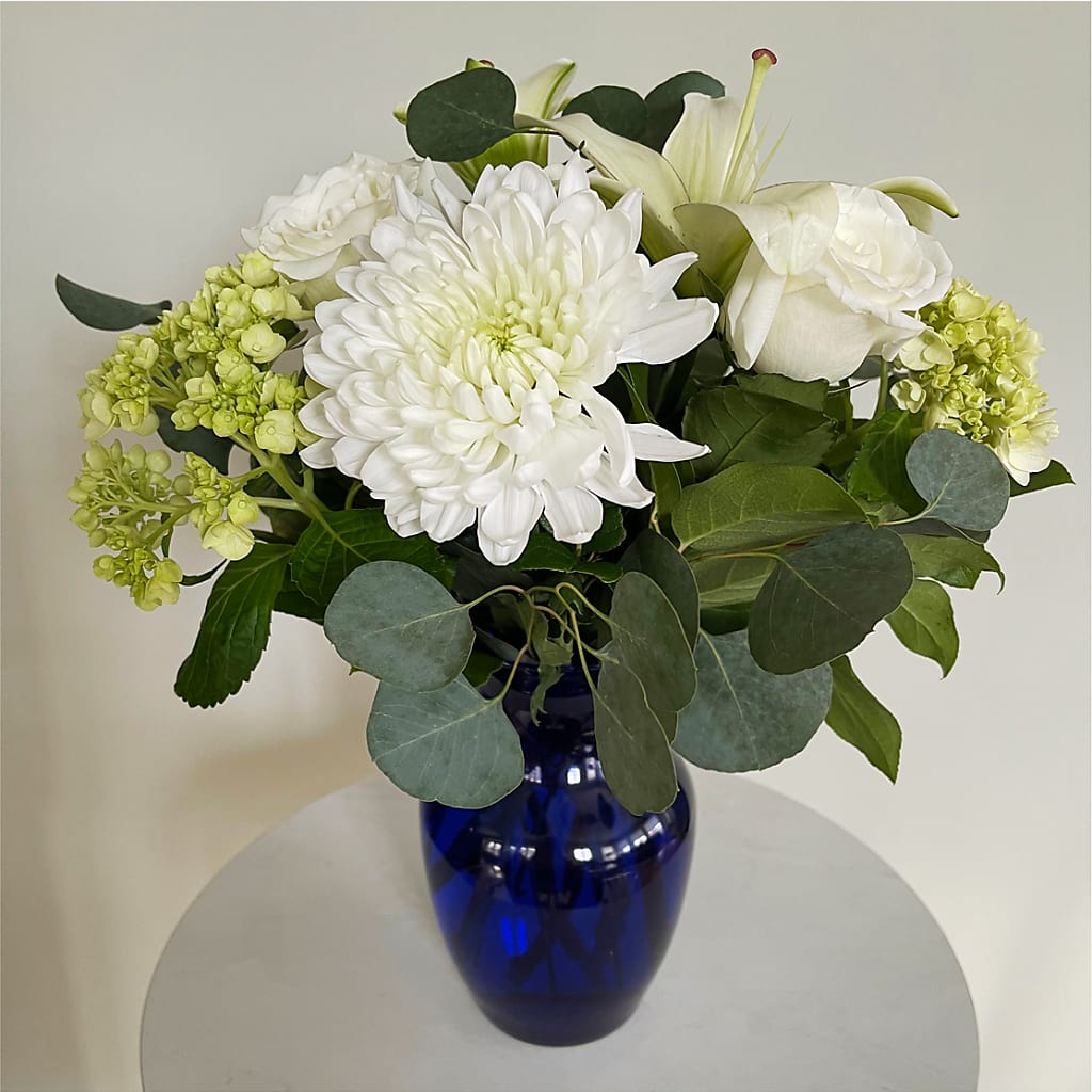 Snowy Dreams Bouquet –  Seminole Flower Shop Inc, Sanford FL