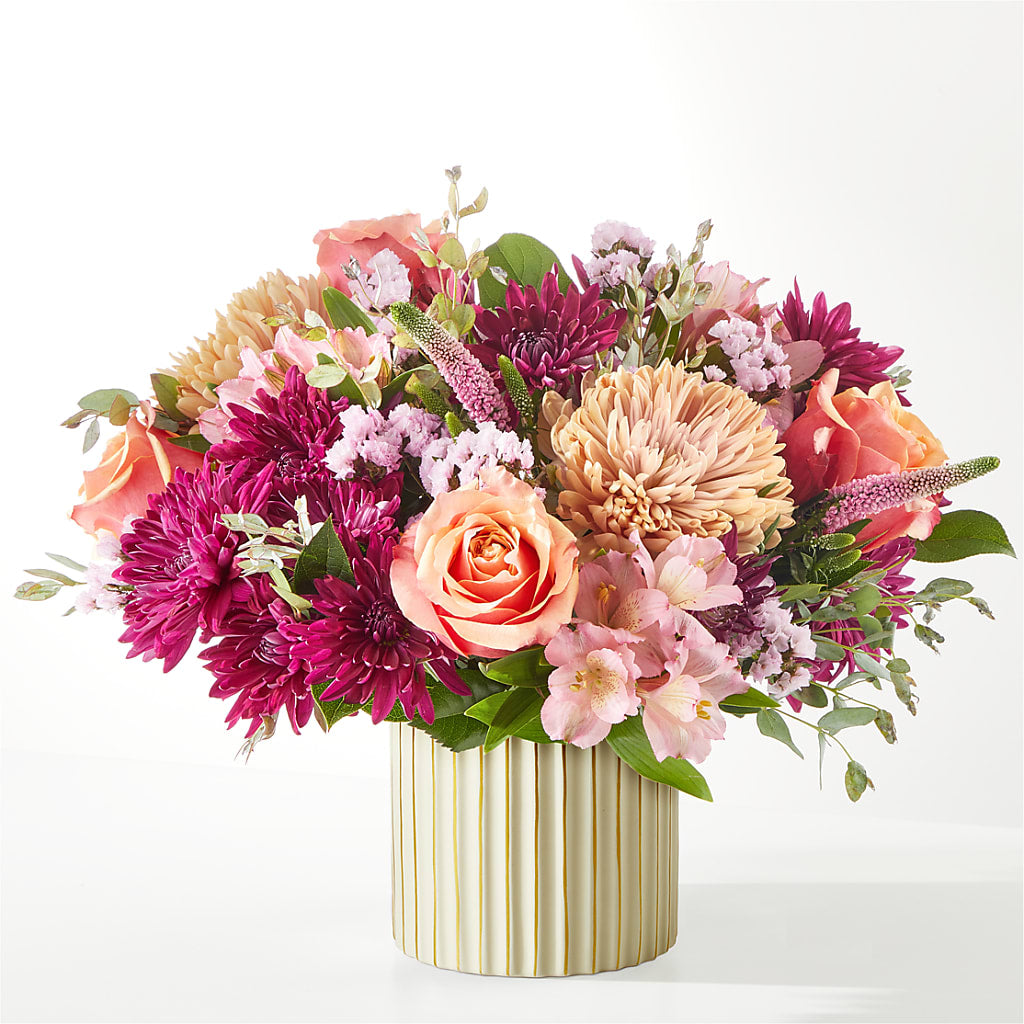 Berry Cobbler Bouquet with Ivory Vase –  Seminole Flower Shop Inc, Sanford FL